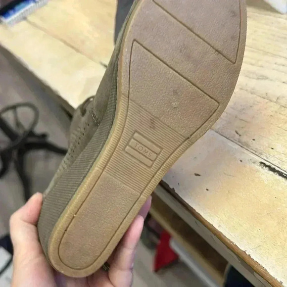 TOMS Women’s wedge ankle bootie size 8.5 - Picture 8 of 10